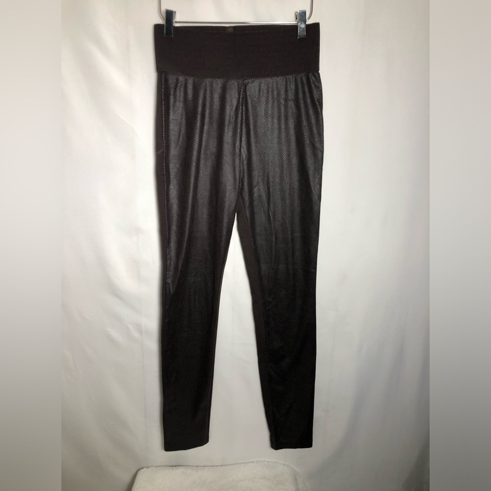 Women’s or Girls Brown Faux Leather Leggings / Pants. Size Small. Nygard Slims